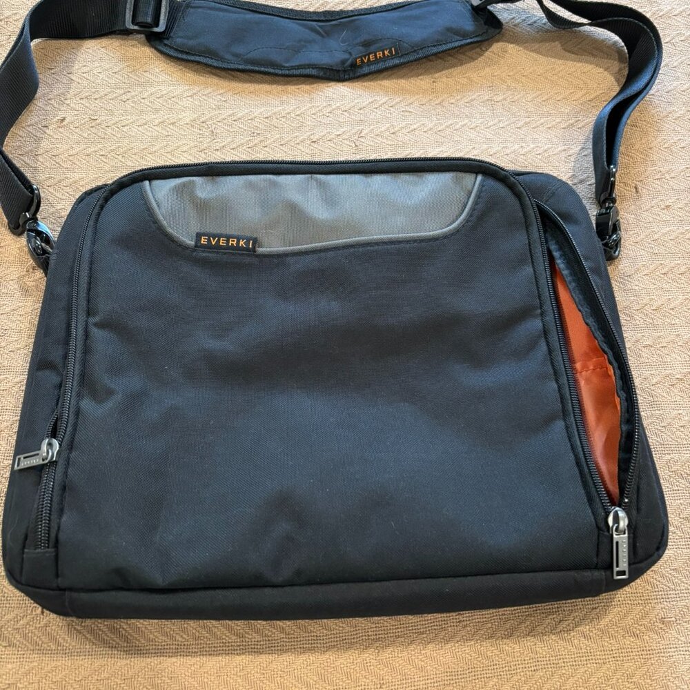 Everki laptop bag